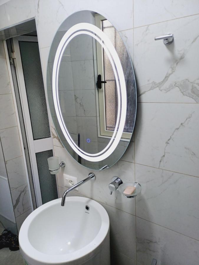 Regis Apartment Tiranë Eksteriør bilde