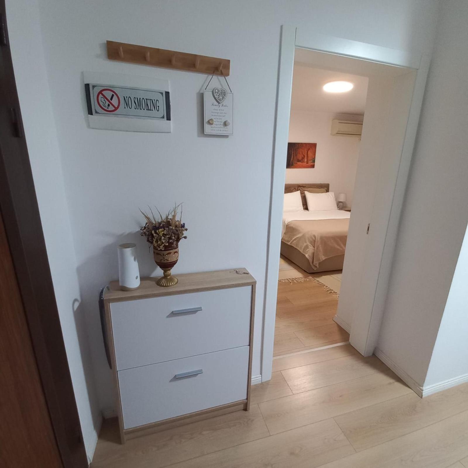 Regis Apartment Tiranë Eksteriør bilde