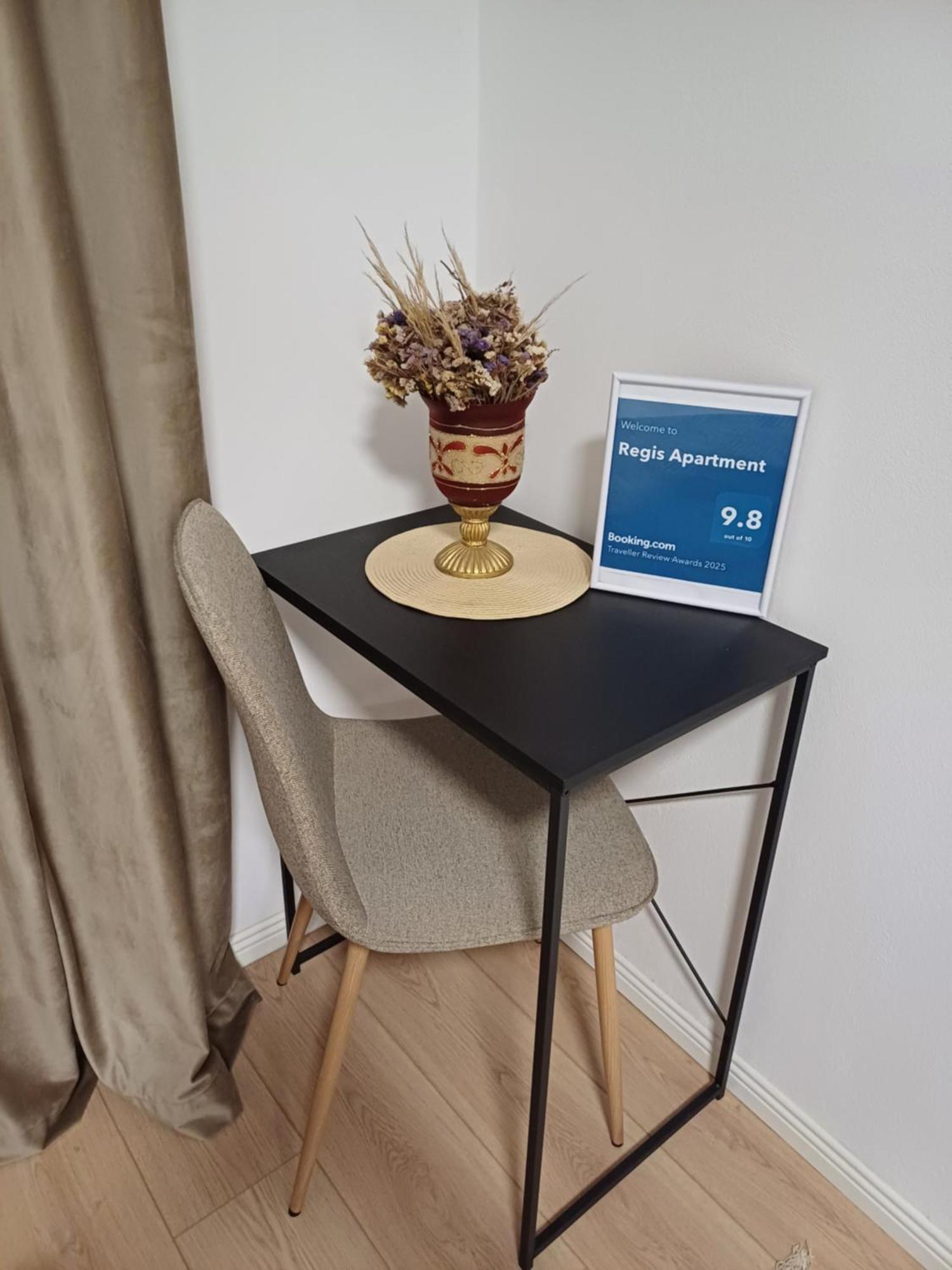 Regis Apartment Tiranë Eksteriør bilde